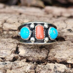 Navajo Handmade Mens band ring Kingman turquoise Coral Reed Charley signed 11.5